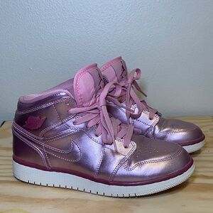 Nike Jordan 1 mid pink rise
